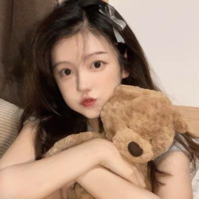 无法触碰的她